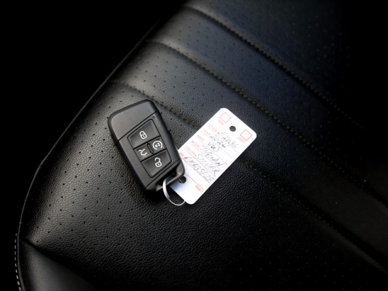 2024 Volkswagen Tiguan Comfortline  **LEATH - PWR GATE** Photo