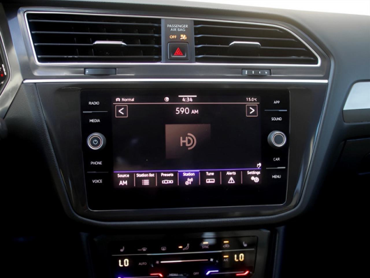 2024 Volkswagen Tiguan Comfortline  **LEATH - PWR GATE** Photo