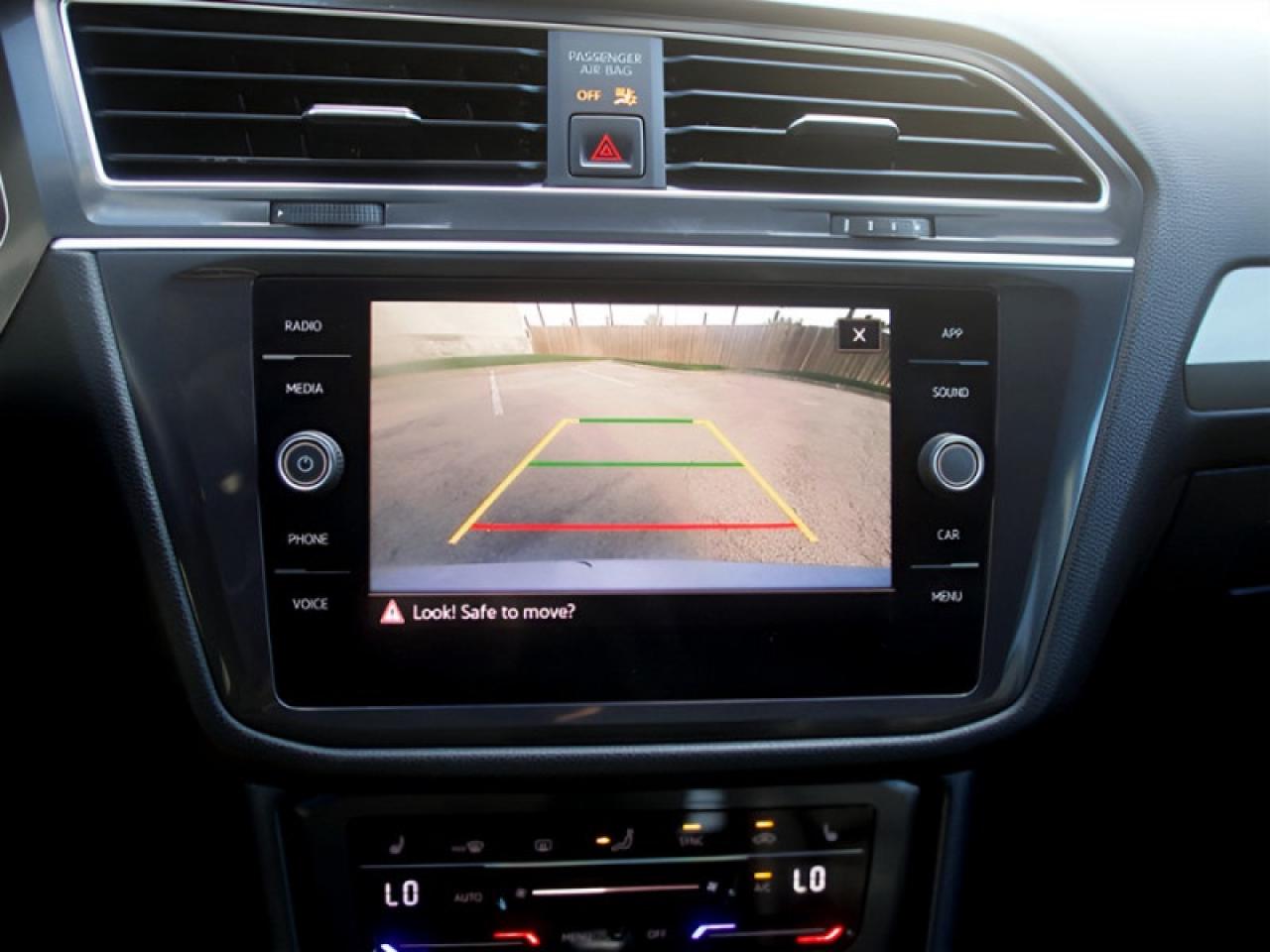 2024 Volkswagen Tiguan Comfortline  **LEATH - PWR GATE** Photo