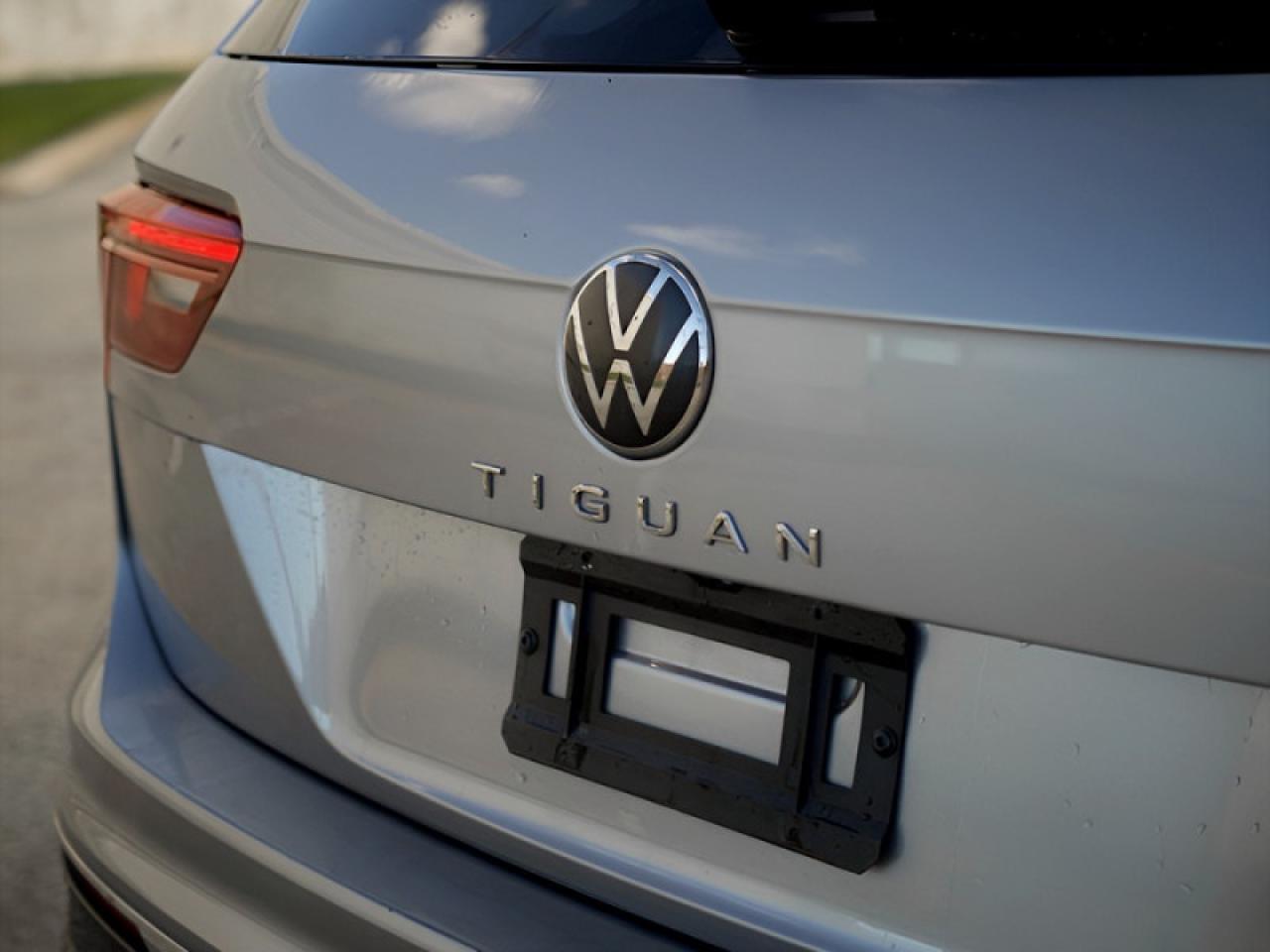 2024 Volkswagen Tiguan Comfortline  **LEATH - PWR GATE** Photo