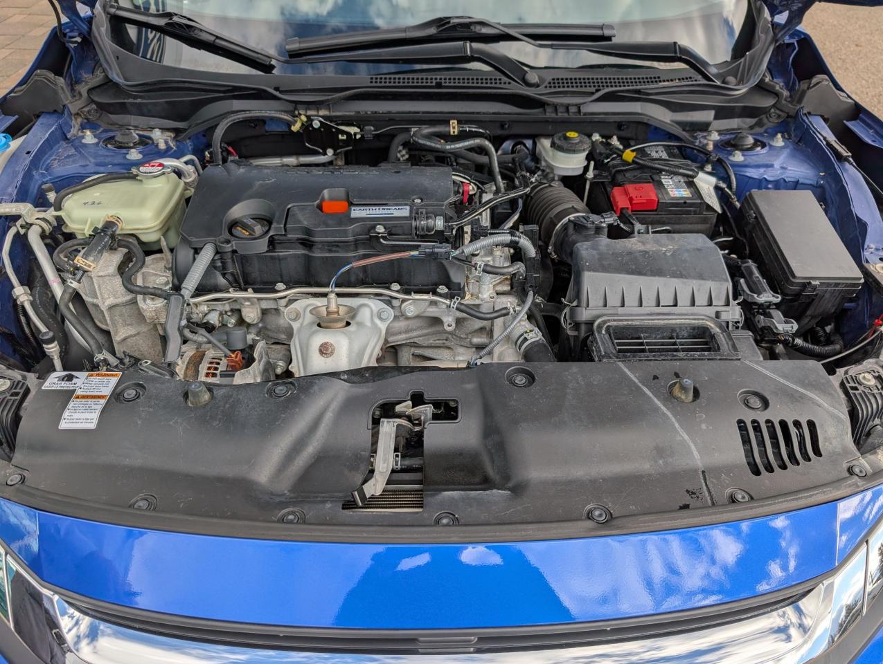 2016 Honda Civic SEDAN LX Photo5