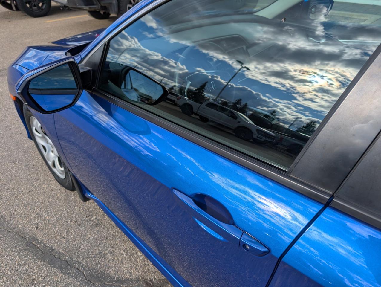 2016 Honda Civic SEDAN LX Photo5