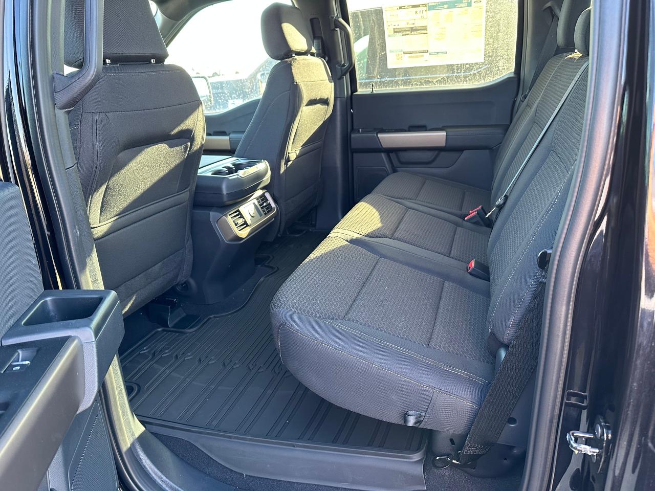 2025 Ford F-150 STX 4WD SuperCrew 5.5' Box 201A Photo5