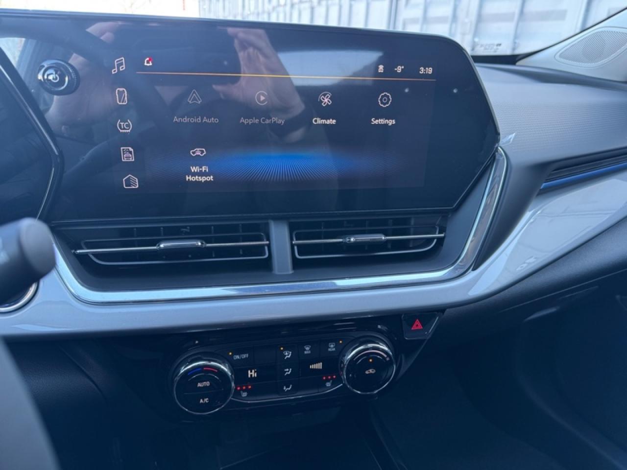 2026 Chevrolet Trax LT  - Heated Seats -  Remote Start Photo