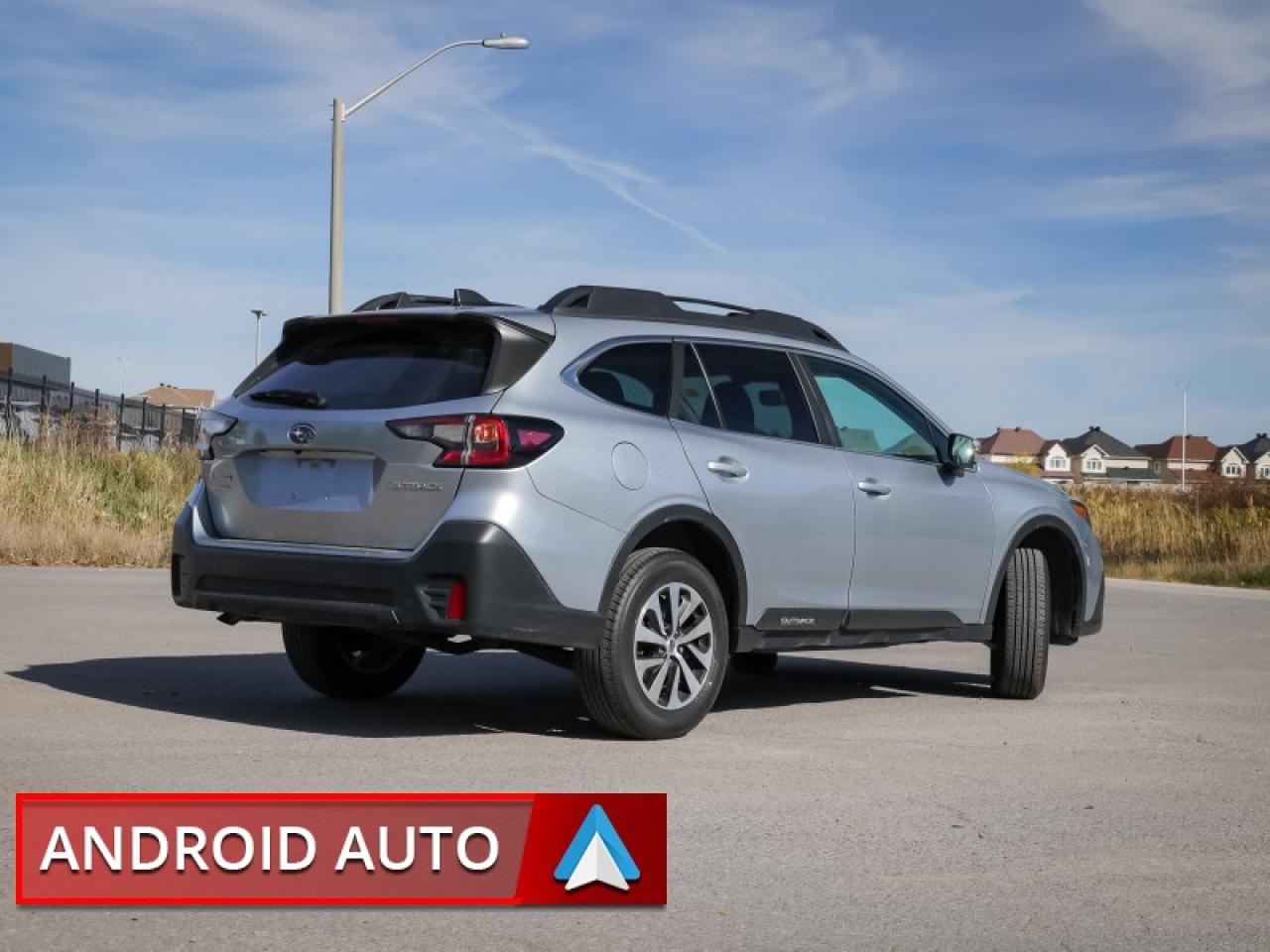 2022 Subaru Outback Touring  - Sunroof -  Power Liftgate - $201 B/W Photo
