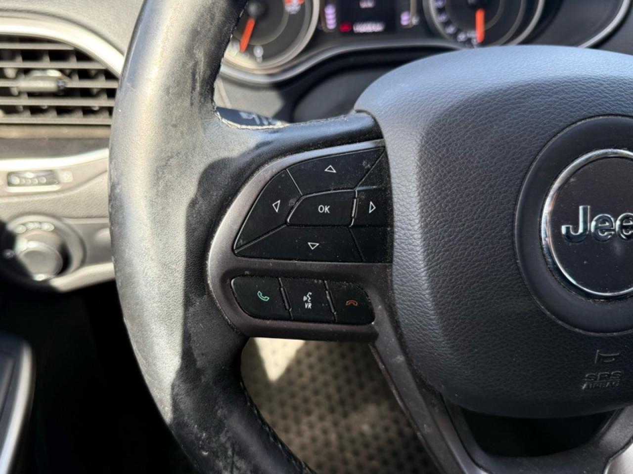 2020 Jeep Cherokee Sport  - UConnect 3 -  Rear Camera Photo
