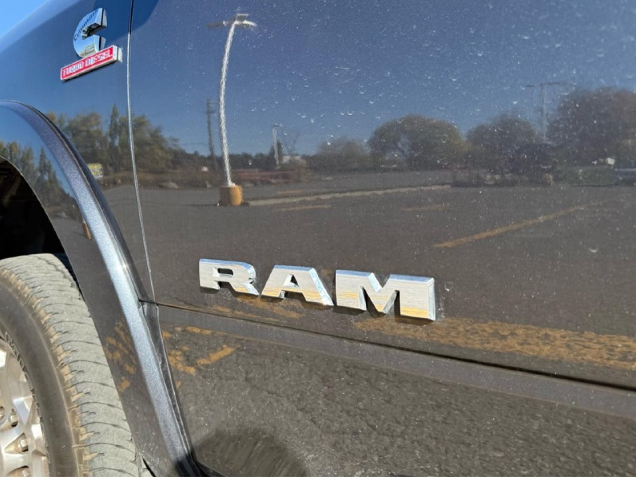 2022 RAM 3500 Laramie  - Leather Seats -  Heated Seats Photo