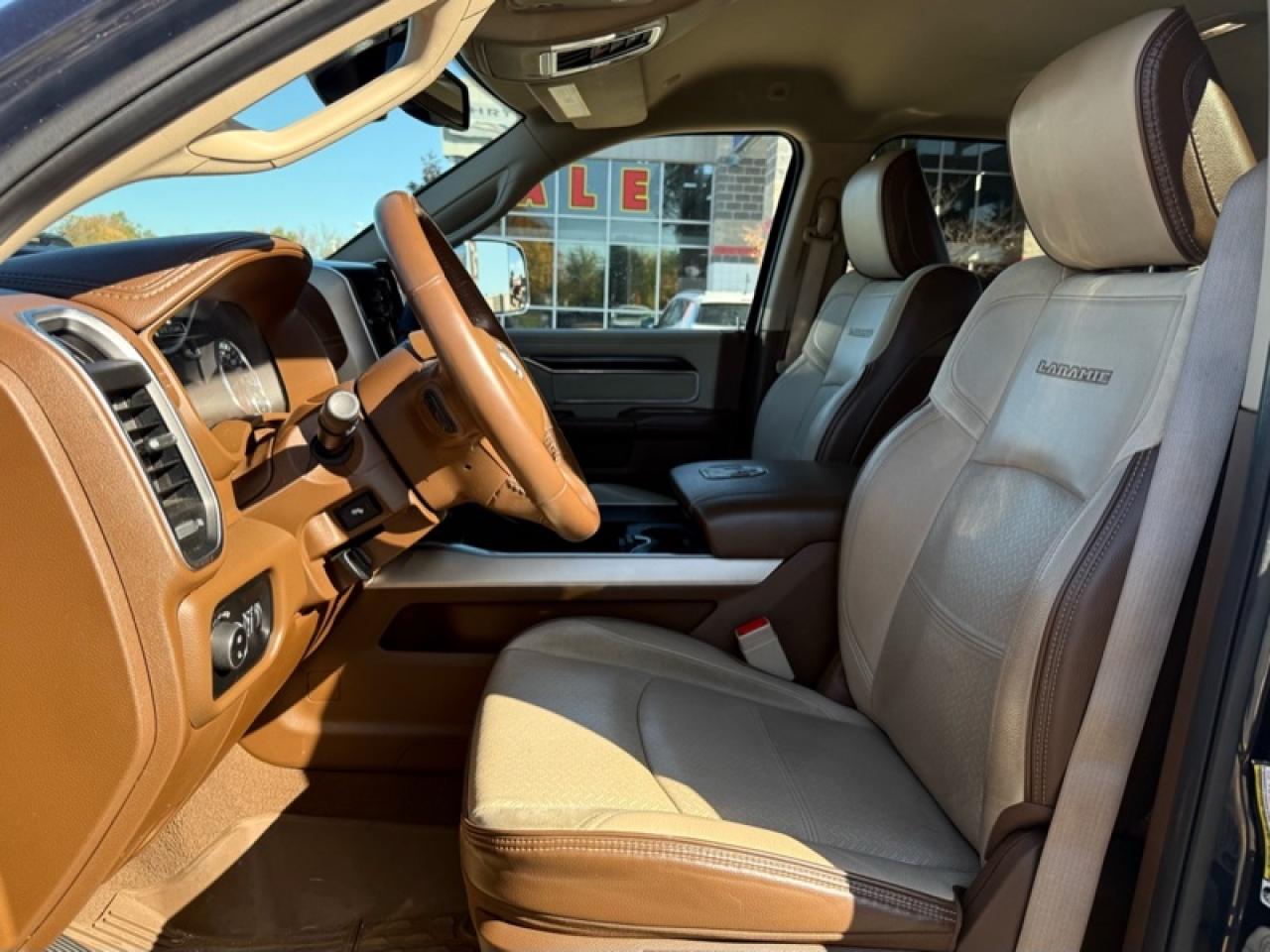 2022 RAM 3500 Laramie  - Leather Seats -  Heated Seats Photo