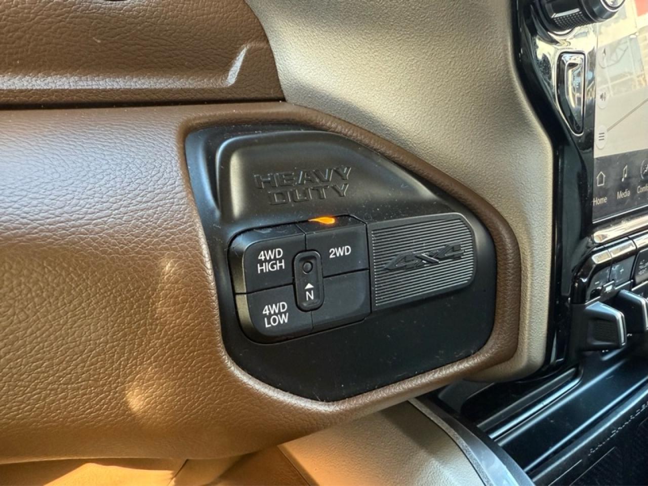 2022 RAM 3500 Laramie  - Leather Seats -  Heated Seats Photo
