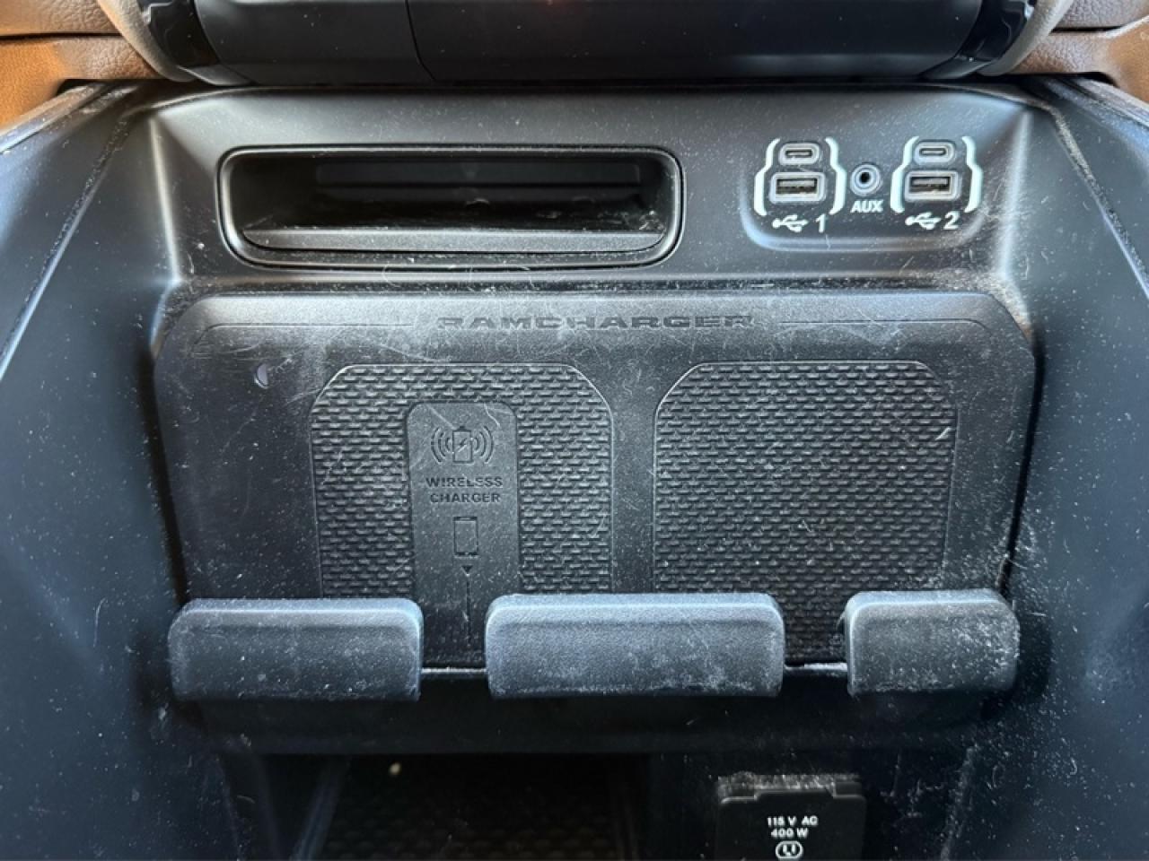 2022 RAM 3500 Laramie  - Leather Seats -  Heated Seats Photo