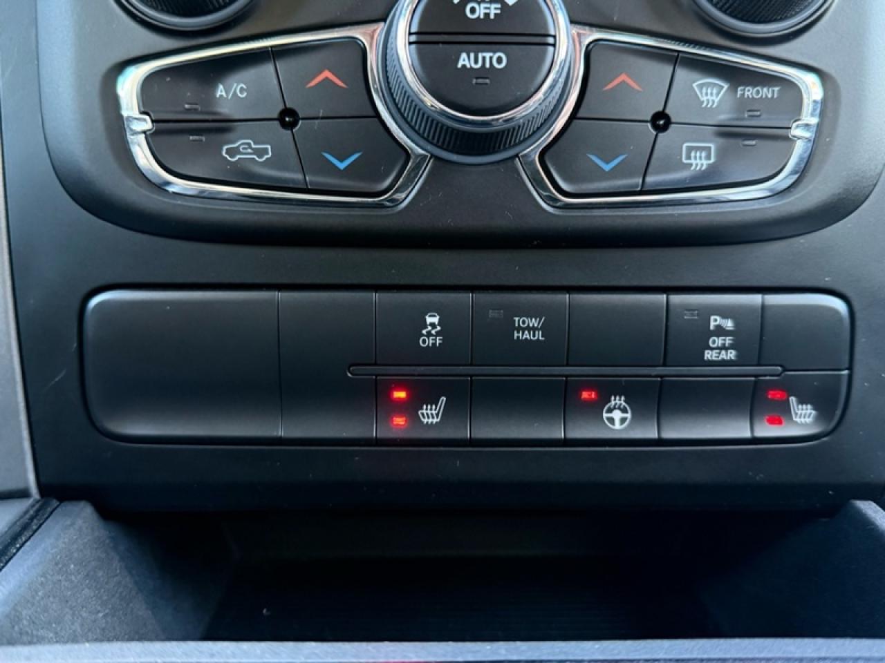 2022 RAM 1500 Classic Warlock  - Aluminum Wheels Photo