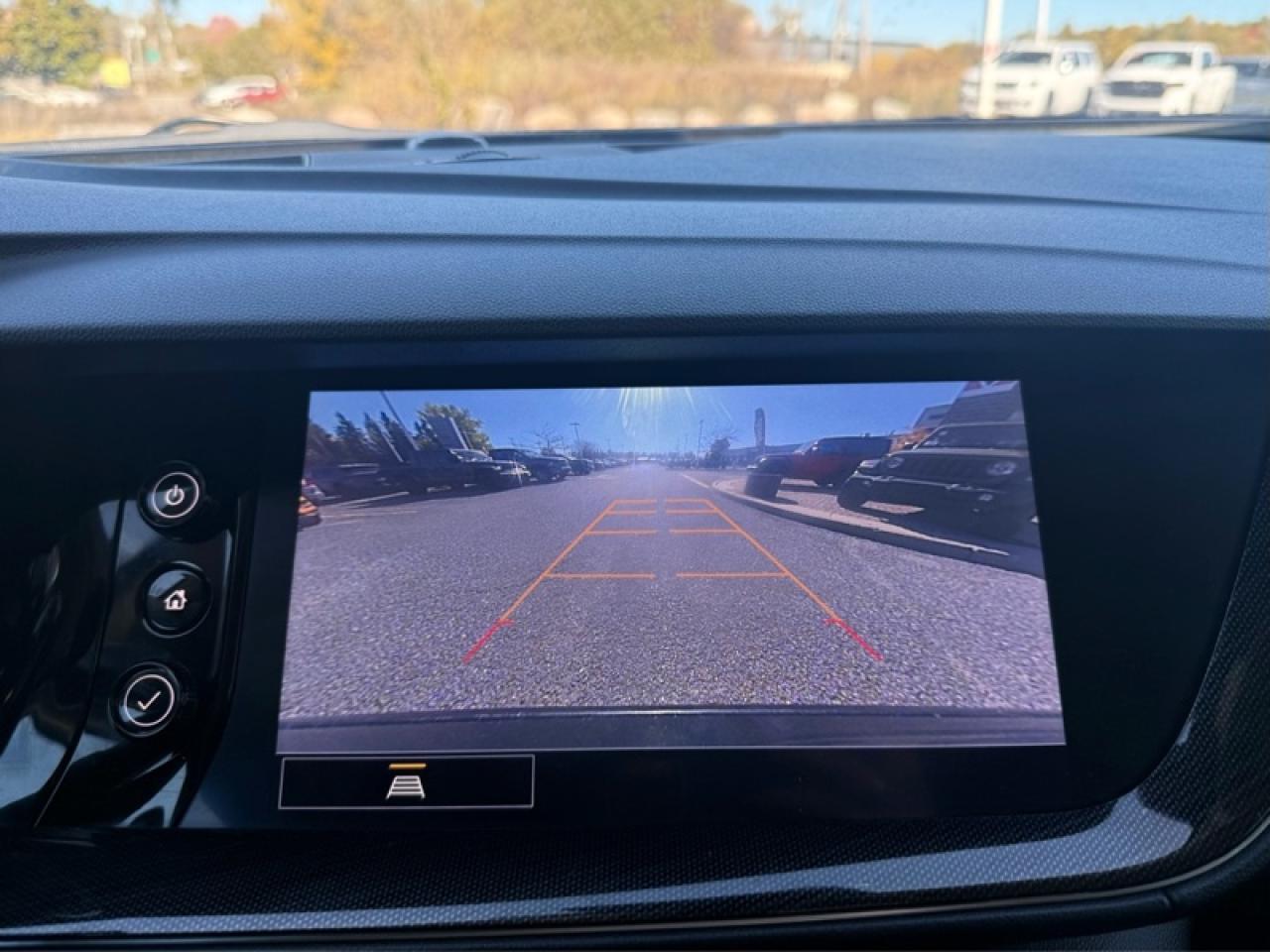 2021 Buick Envision Essence  - Leather Seats -  Power Seats Photo