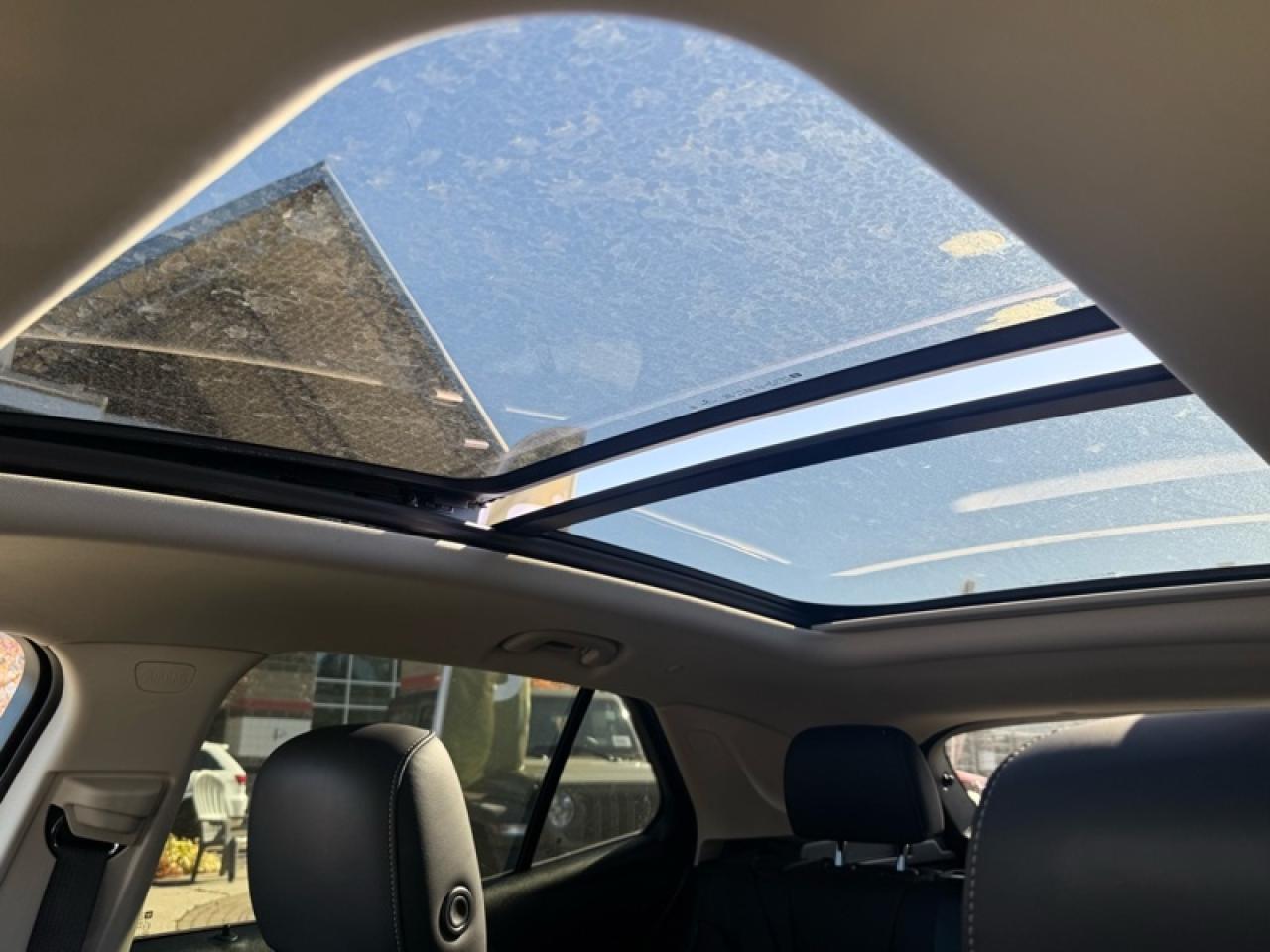 2021 Buick Envision Essence  - Leather Seats -  Power Seats Photo