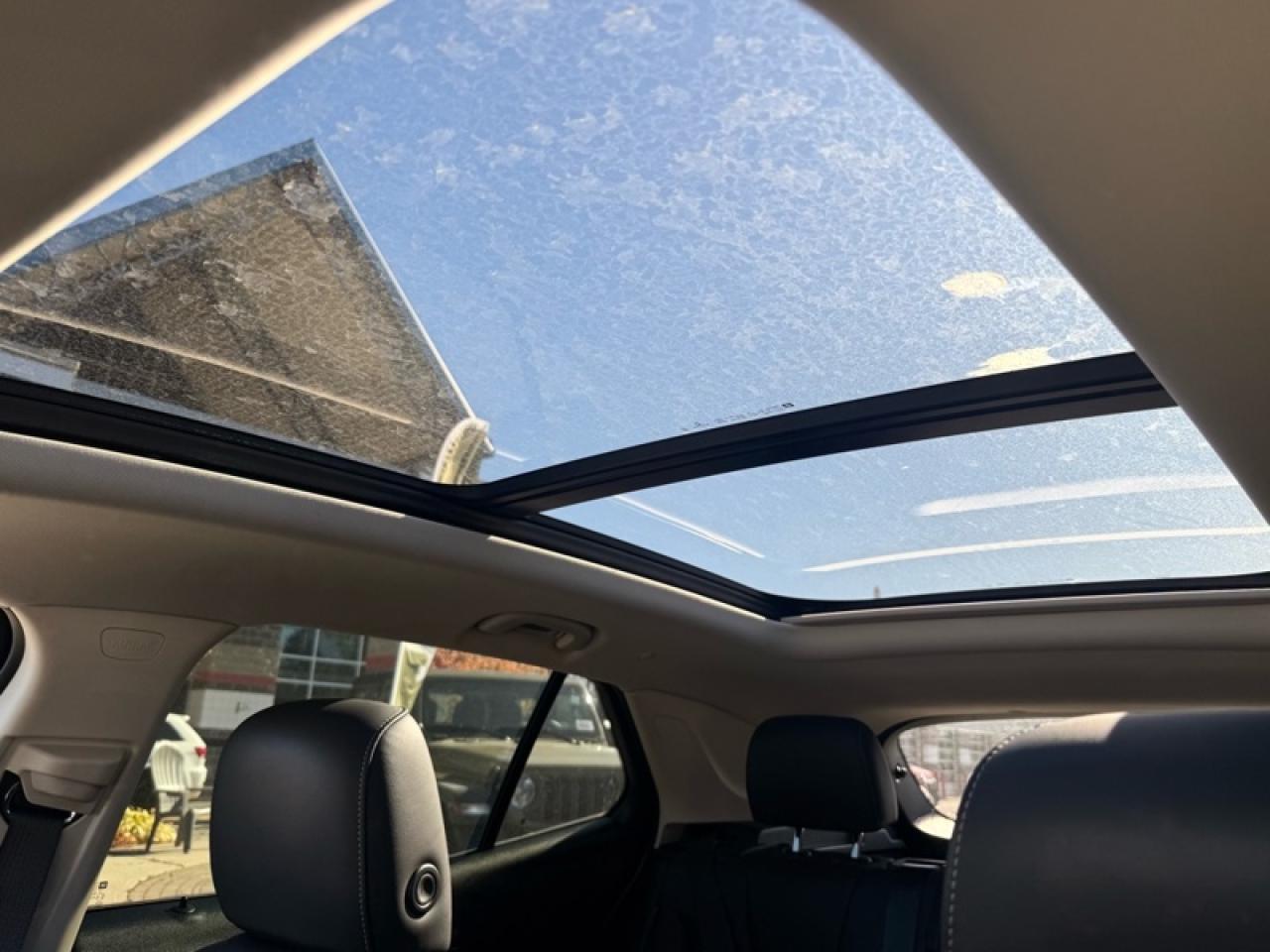 2021 Buick Envision Essence  - Leather Seats -  Power Seats Photo