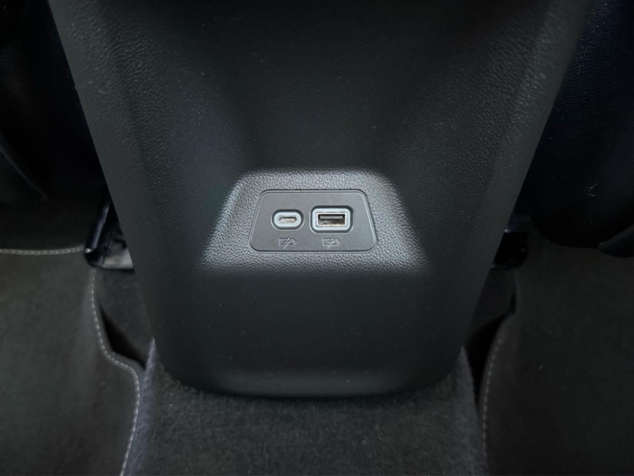 2021 Buick Envision Essence  - Leather Seats -  Power Seats Photo