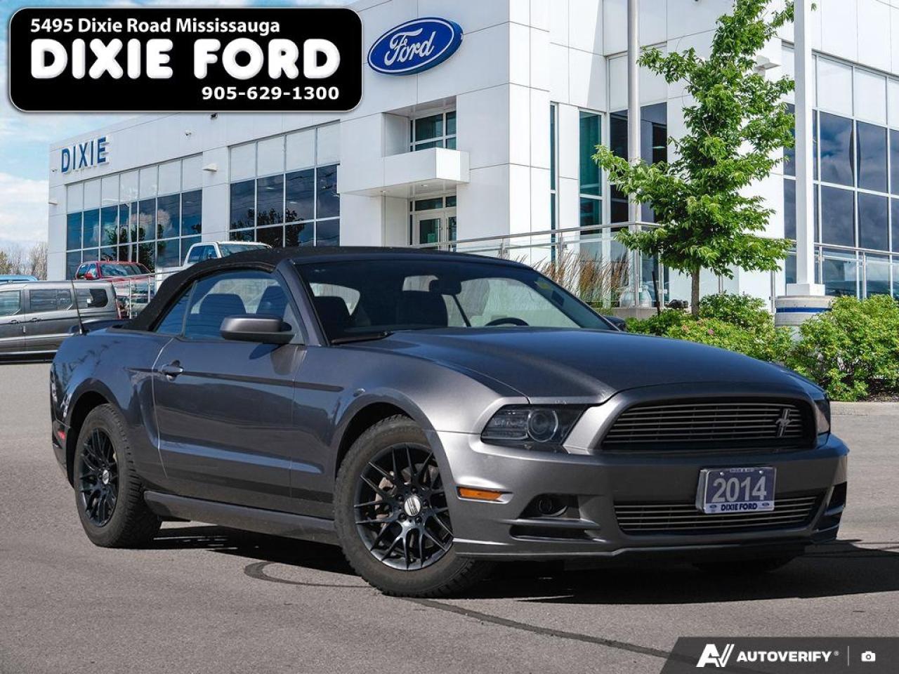 2014 Ford Mustang V6 Premium Photo0