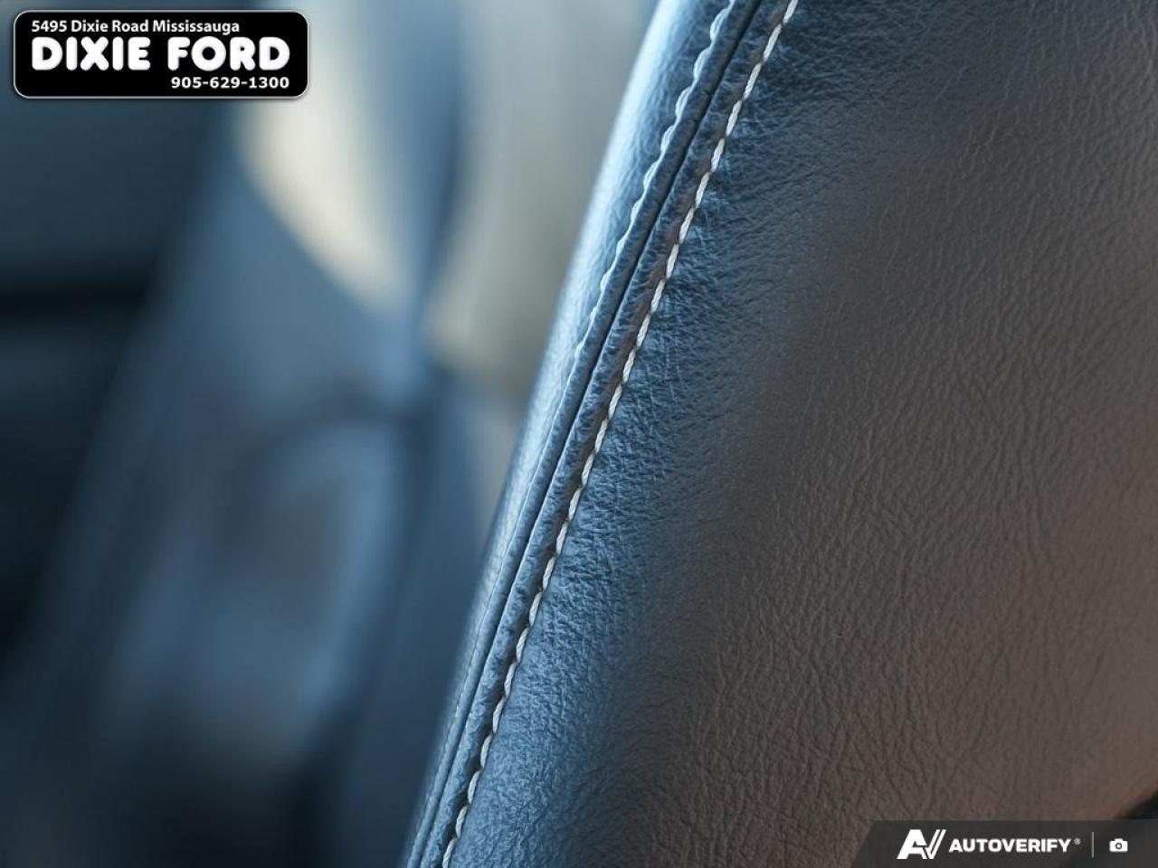 2014 Ford Mustang V6 Premium Photo