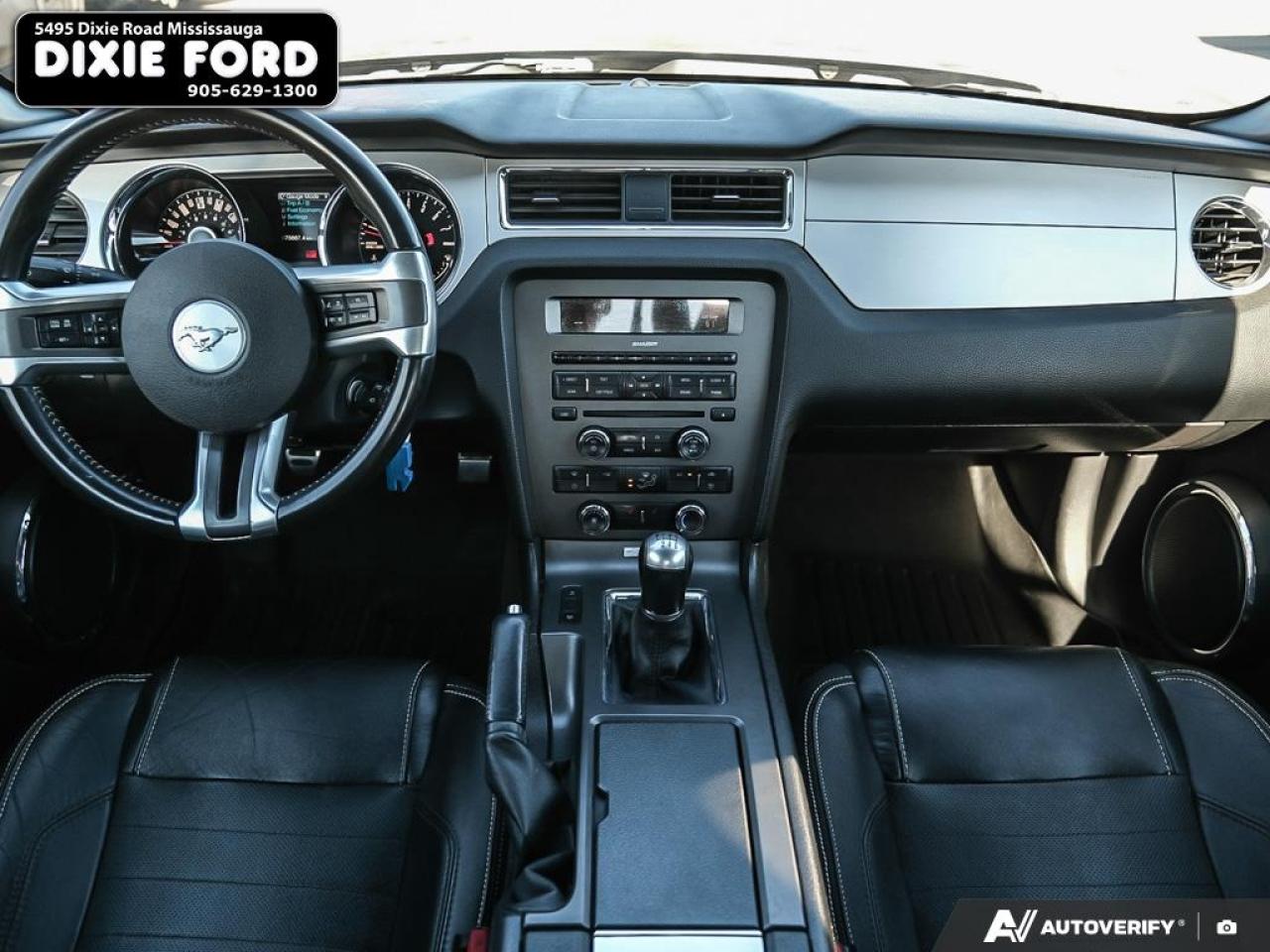 2014 Ford Mustang V6 Premium Photo