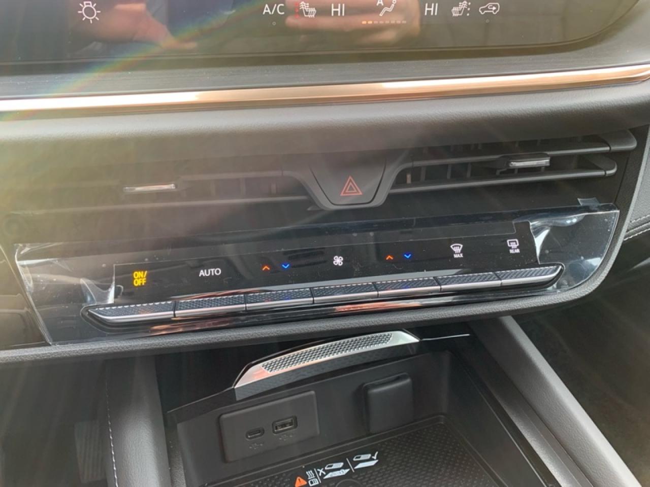 2025 Buick Envision Avenir  - Sunroof -  Cooled Seats Photo