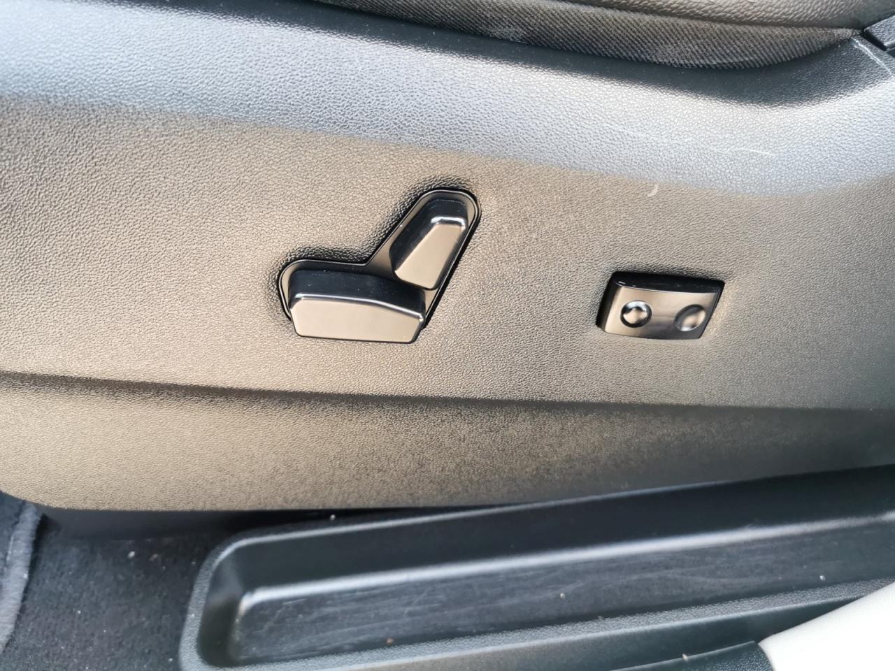 2017 Dodge Grand Caravan SE Plus - Photo #12