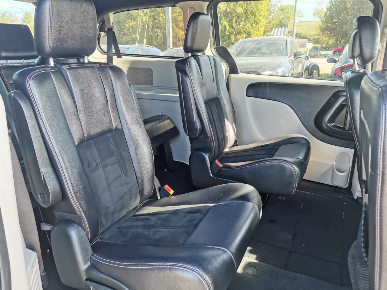 2017 Dodge Grand Caravan SE Plus - Photo #22