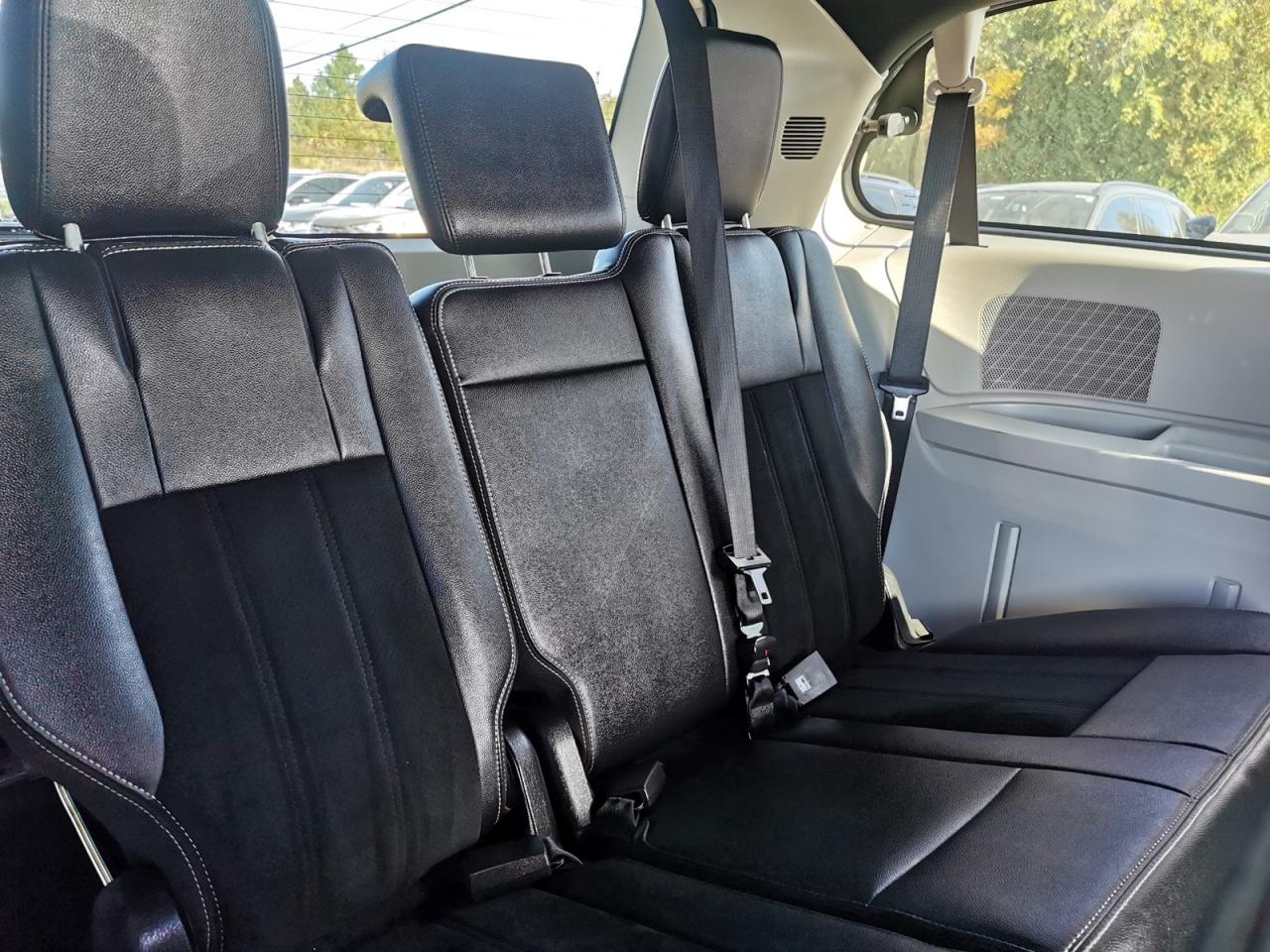 2017 Dodge Grand Caravan SE Plus - Photo #23
