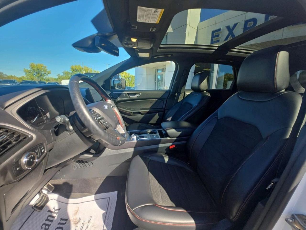 2024 Ford Edge ST Line Photo5