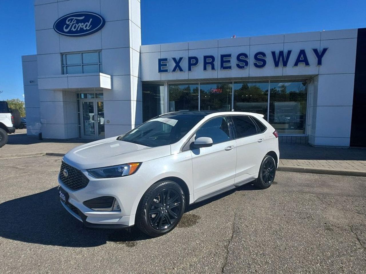 2024 Ford Edge ST-LINE, AWD, 2L ECOBOST, TECH PACKAGE, 360-CAMERA Photo