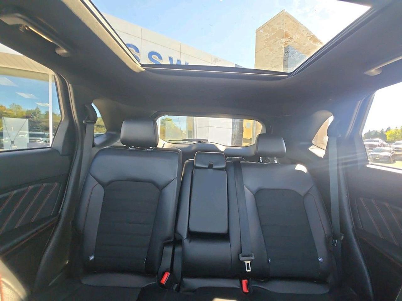 2024 Ford Edge ST-LINE, AWD, 2L ECOBOST, TECH PACKAGE, 360-CAMERA Photo