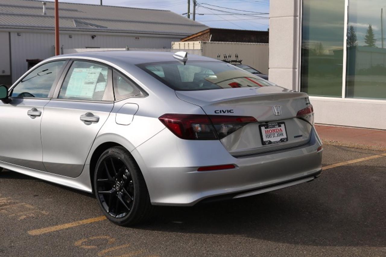 2026 Honda Civic Hybrid Photo