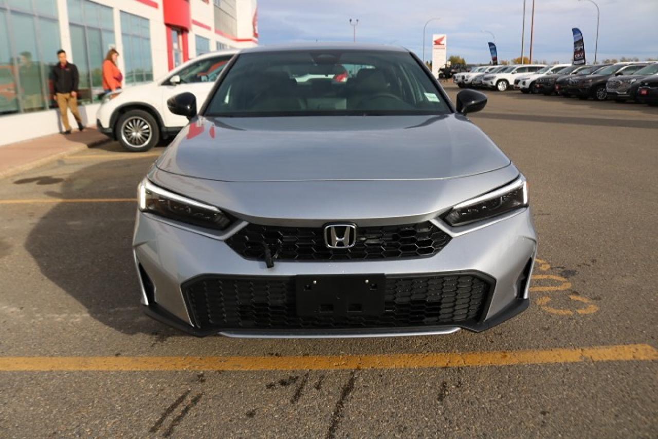 2026 Honda Civic Hybrid Photo