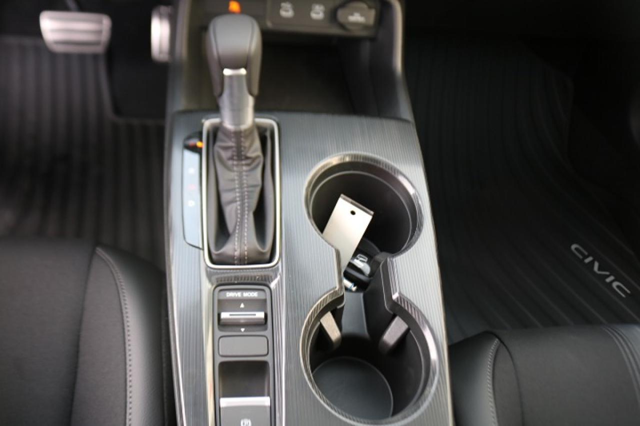 2026 Honda Civic Hybrid Photo