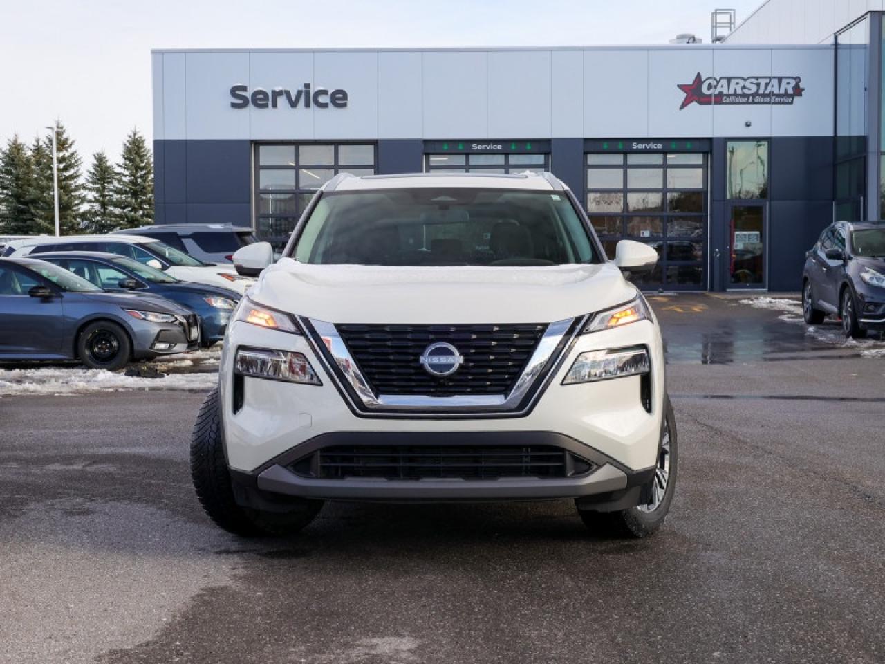 2023 Nissan Rogue SV MOONROOF  - Moonroof -  Apple CarPlay Photo
