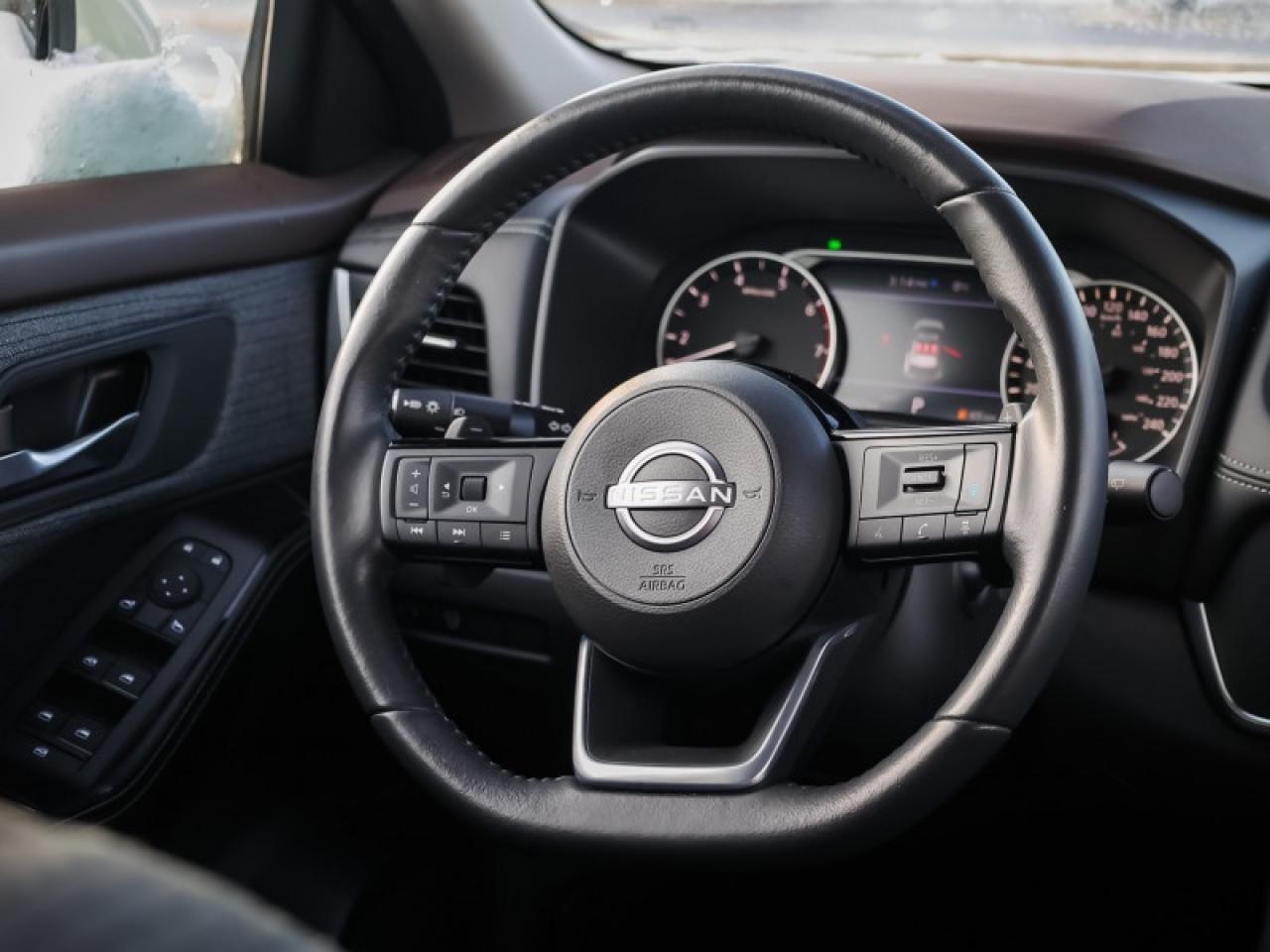 2023 Nissan Rogue SV MOONROOF  - Moonroof -  Apple CarPlay Photo