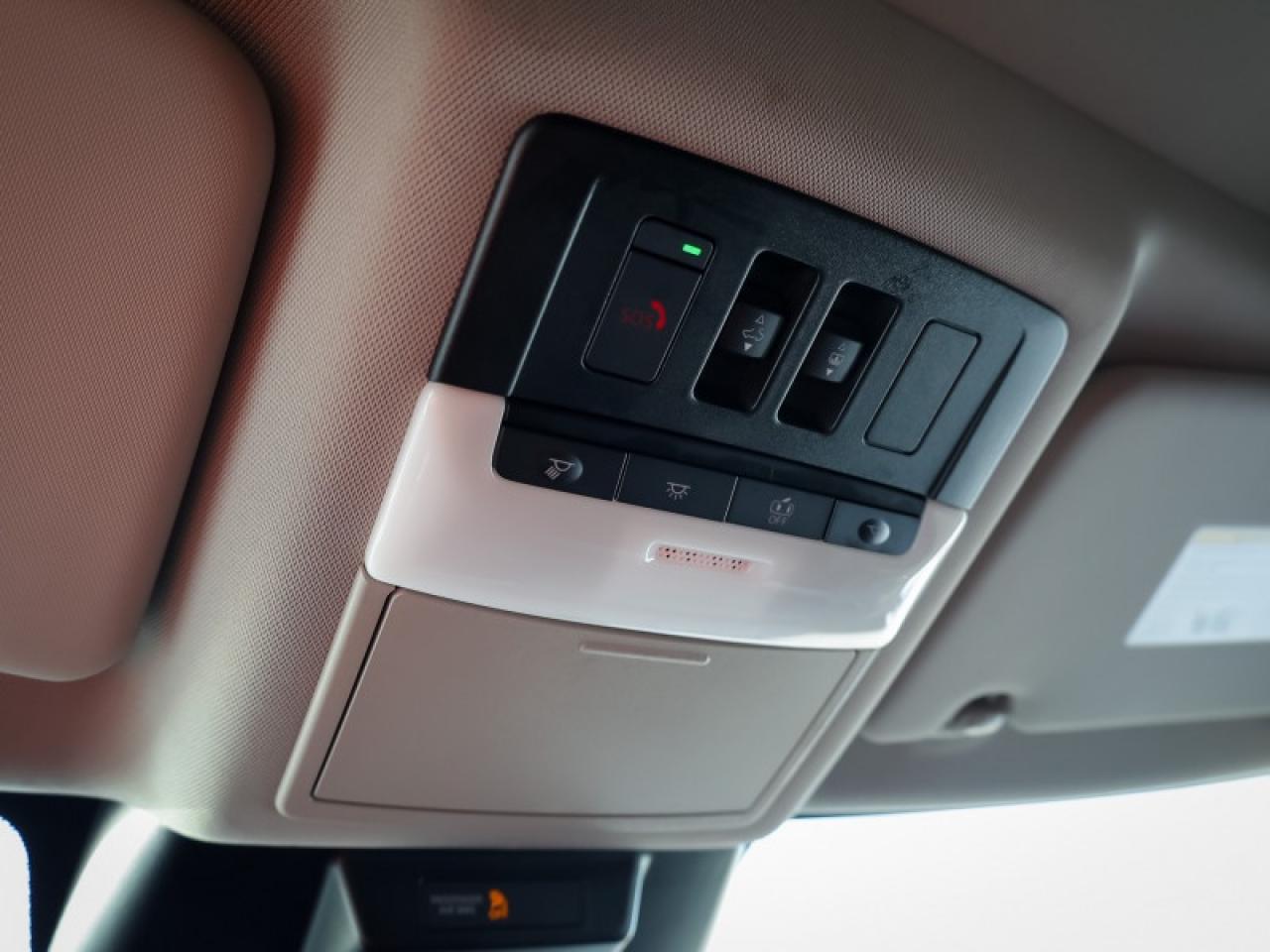 2023 Nissan Rogue SV MOONROOF  - Moonroof -  Apple CarPlay Photo