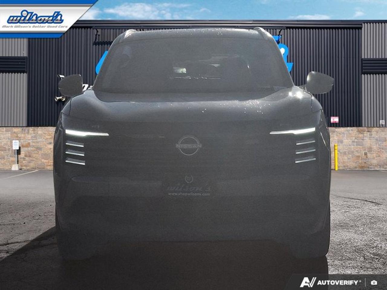 2025 Nissan Kicks SR Premium | Leather Trim | Pano Roof | Heated Seats + Steering | Bose Audio | Remote Start Photo