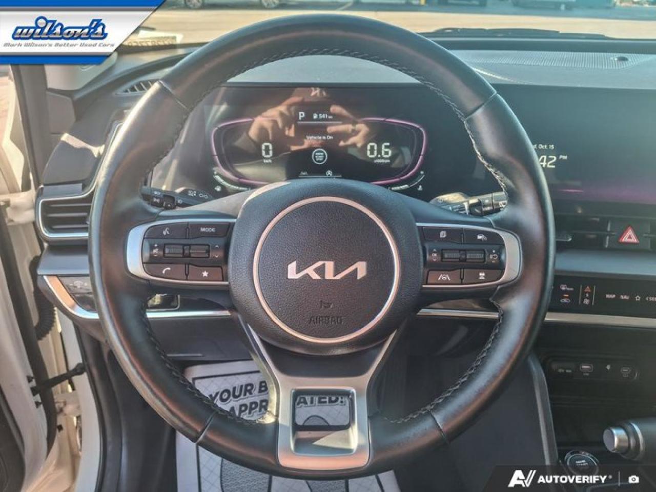 2024 Kia Sportage EX AWD | Navi | Leather | Pano Roof | Heated Seats + Steering | Remote Start | CarPlay | and More ! Photo