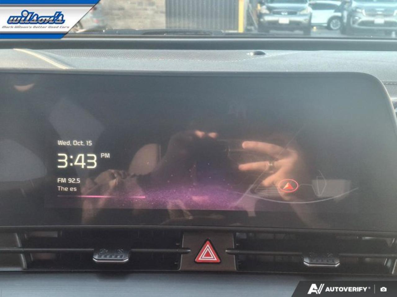 2024 Kia Sportage EX AWD | Navi | Leather | Pano Roof | Heated Seats + Steering | Remote Start | CarPlay | and More ! Photo