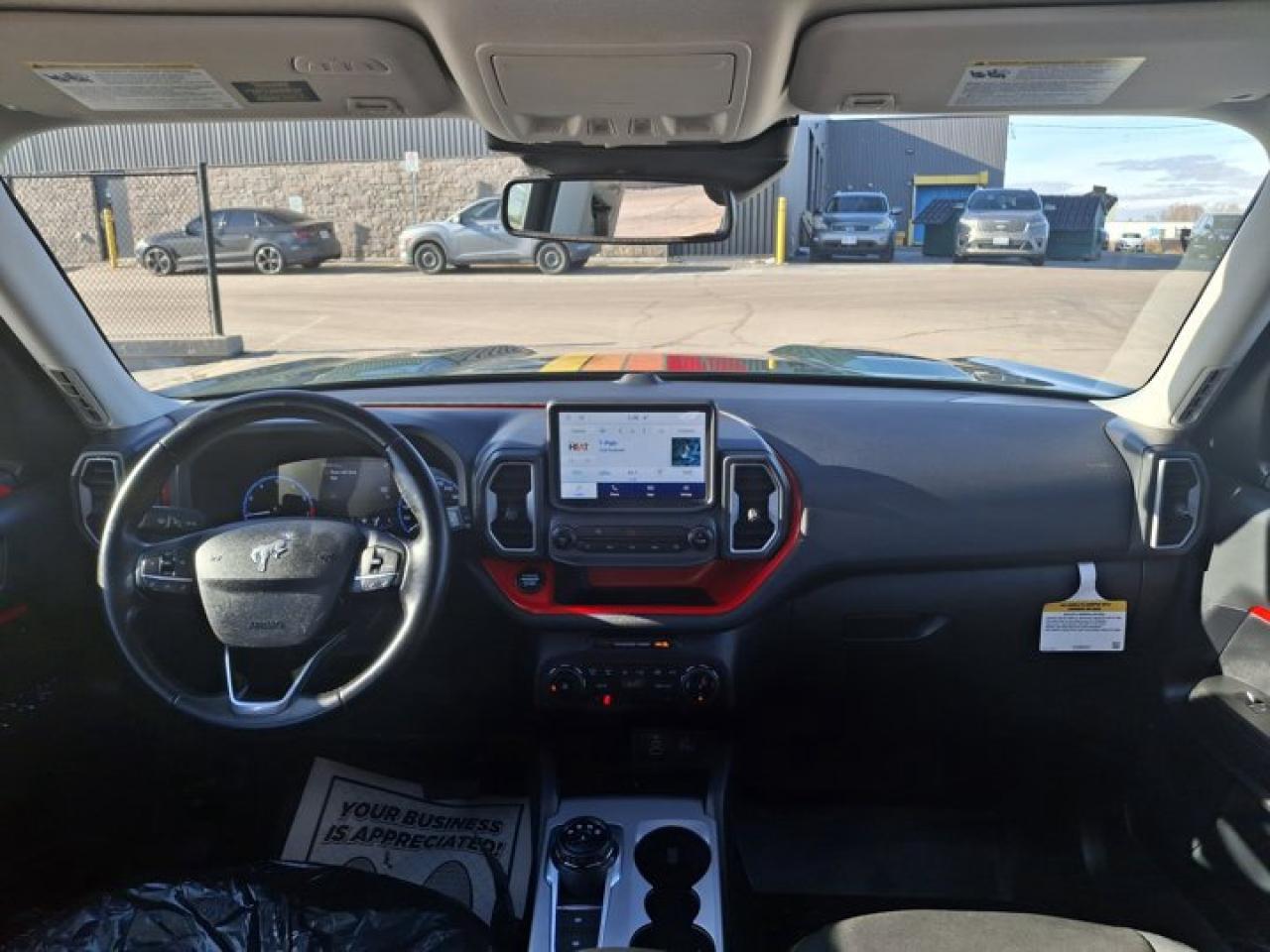 2024 Ford Bronco Sport Free Wheeling 4WD | Sunroof | Tow Pkg | Convenience Pkg | Heated Seats | Power Seat | and More ! Photo