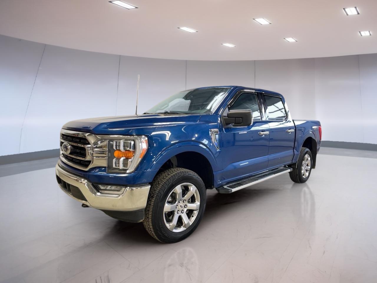 Used 2022 Ford F-150 XLT 4WD SuperCrew 5.5' Box for sale in Moose Jaw, SK