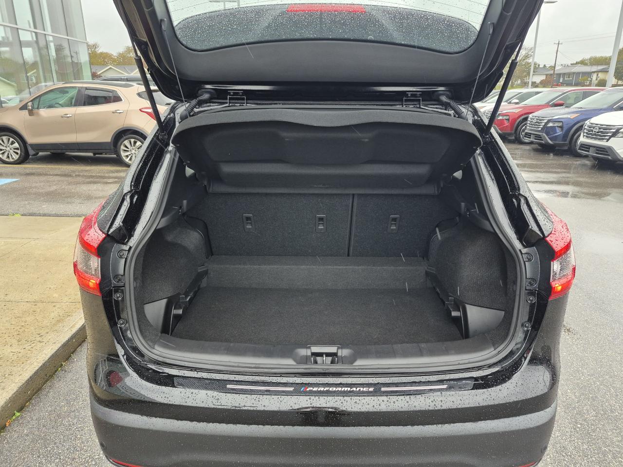 2023 Nissan Qashqai S AWD Photo30