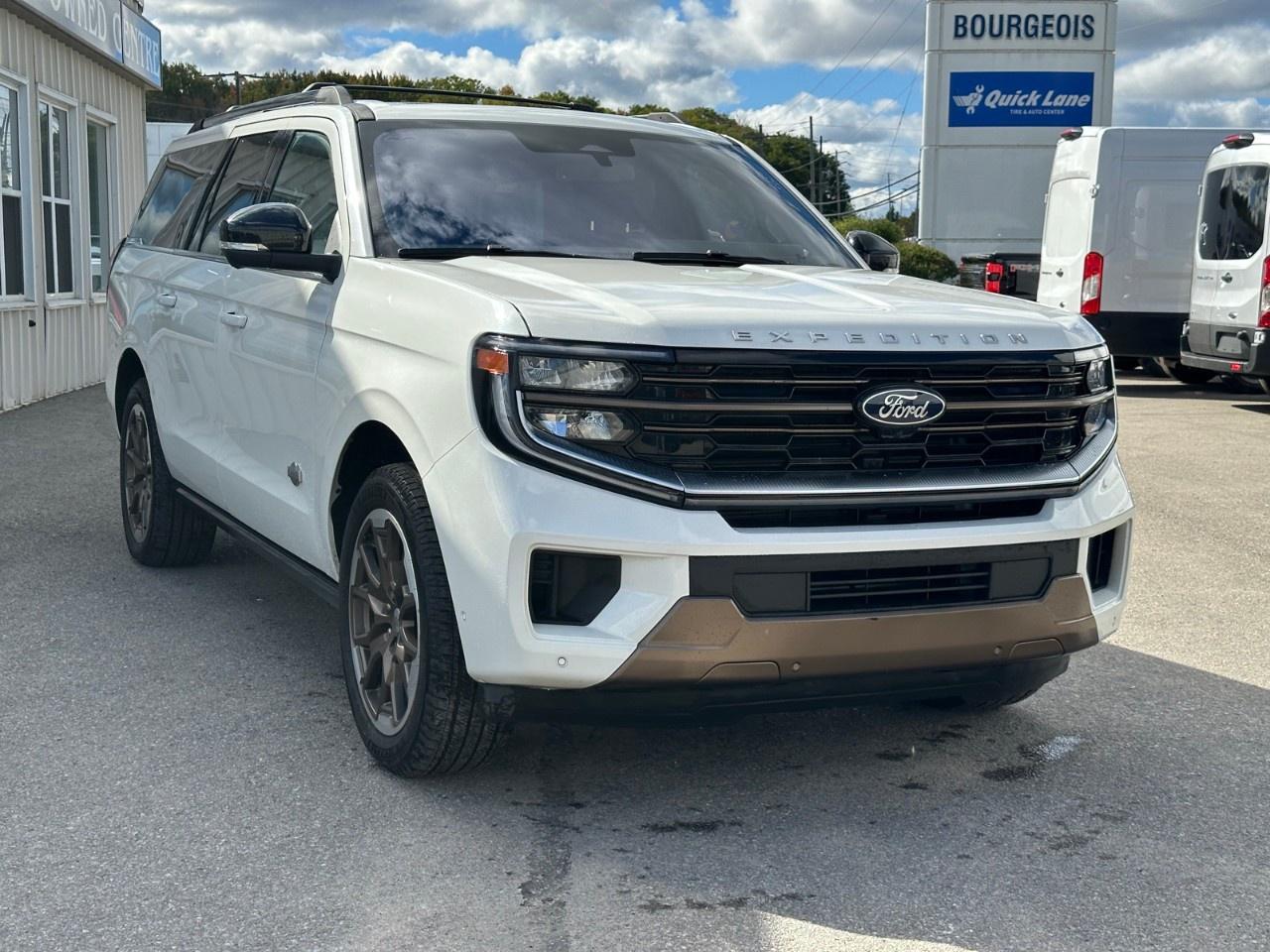 2025 Ford Expedition King Ranch Max 4x4 Photo3