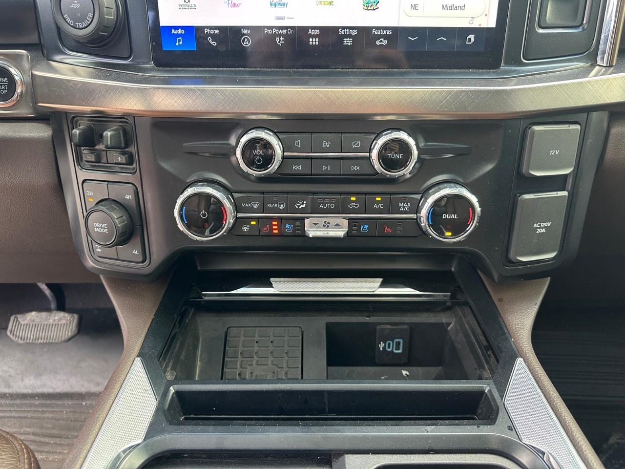 2023 Ford F-250 Super Duty SRW KING RANCH 4WD CREW CAB 6.75' BOX Photo