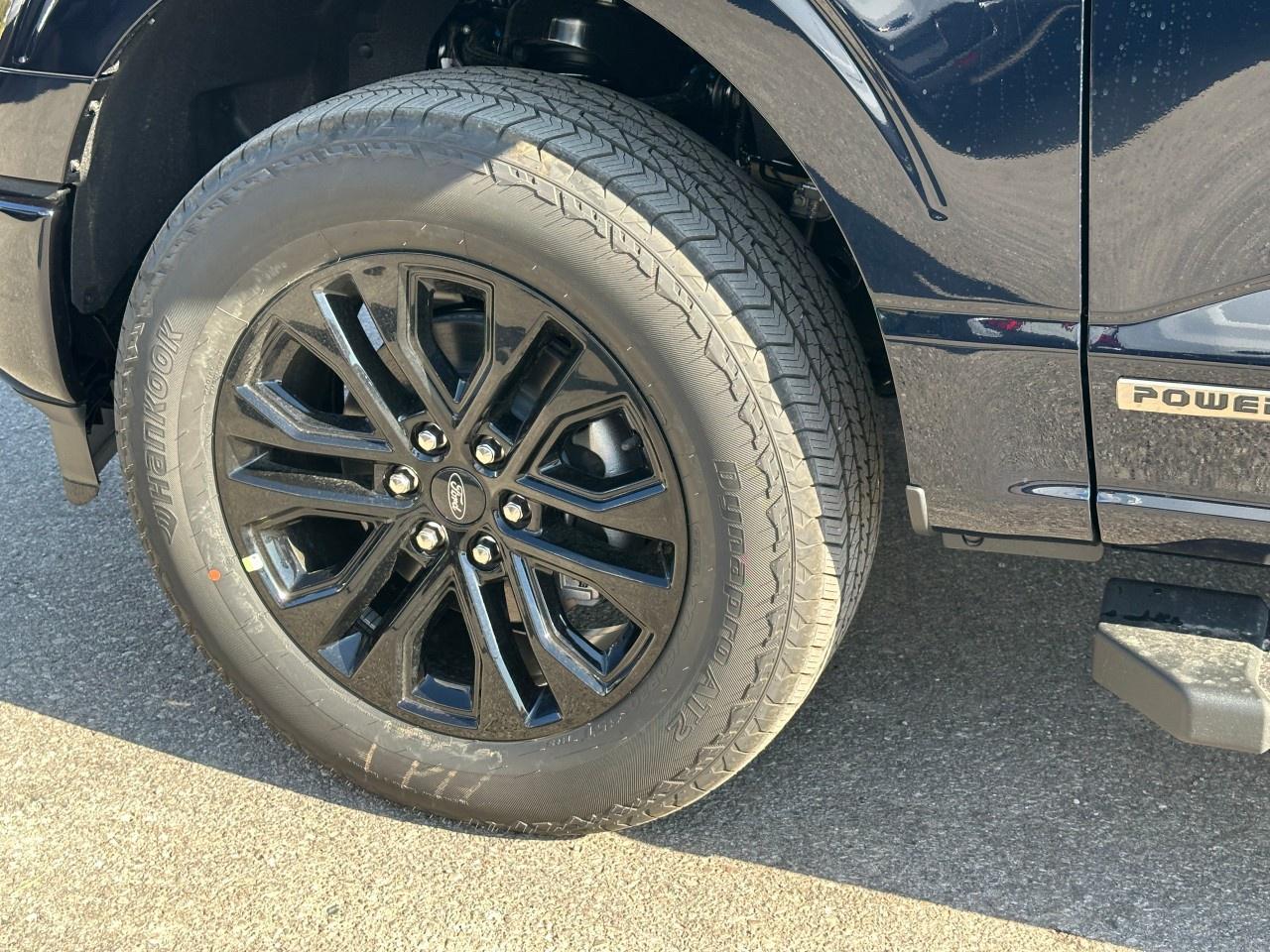 2025 Ford F-150 Lariat 4WD SuperCrew 5.5' Box Photo