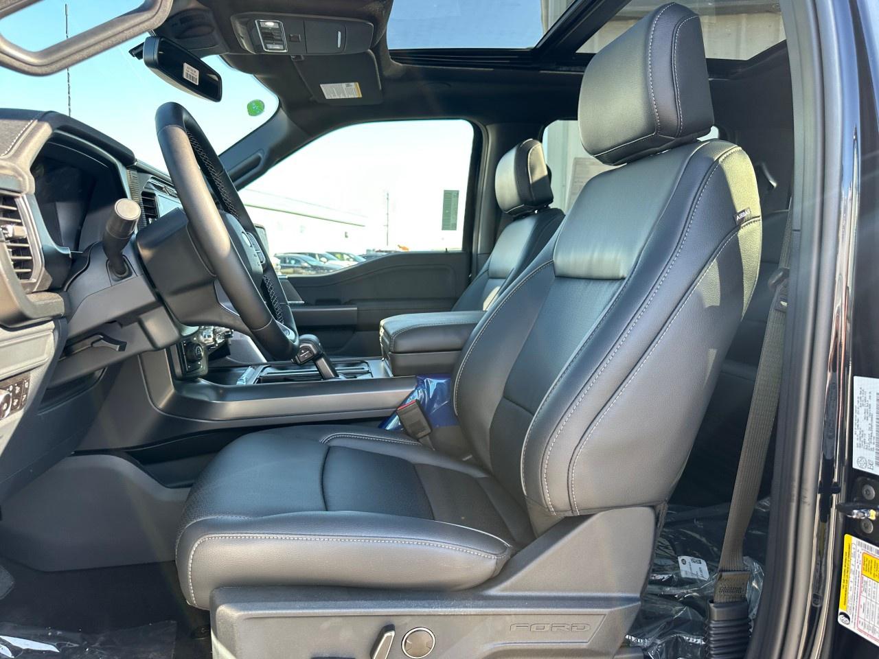 2025 Ford F-150 Lariat 4WD SuperCrew 5.5' Box Photo