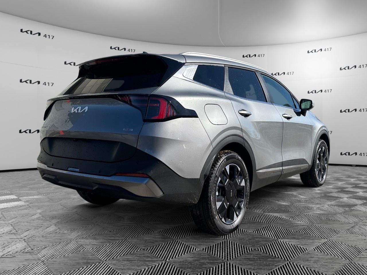 2026 Kia Sportage Plug-In Hybrid EX AWD Photo4