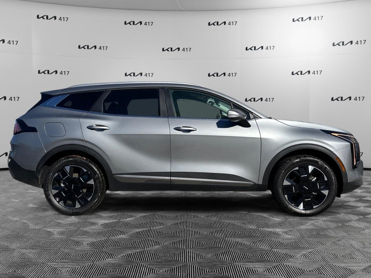 2026 Kia Sportage Plug-In Hybrid EX AWD Photo