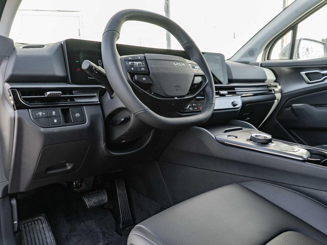 2026 Kia Sportage Plug-In Hybrid EX AWD Photo