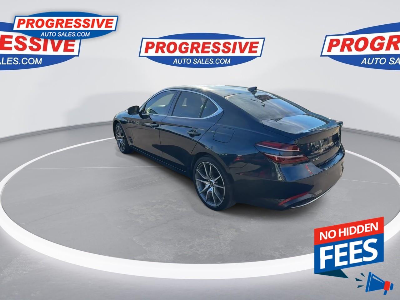 2022 Genesis G70 2.0T Prestige - Head Up Display Photo