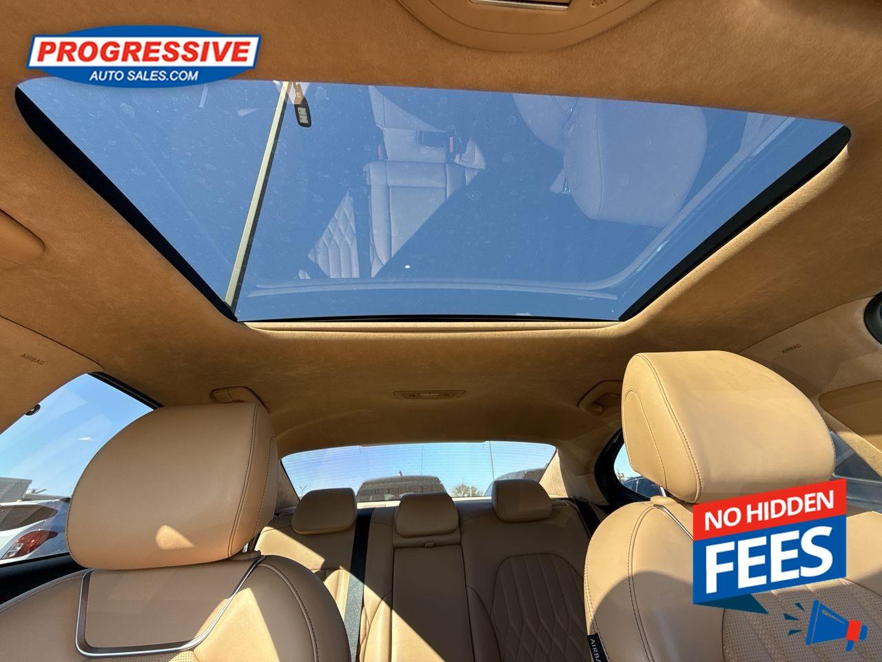 2022 Genesis G70 2.0T Prestige - Head Up Display Photo